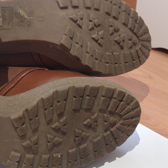 H&M chunky heel fur ankle boots 👢 - Picture 7 of 8